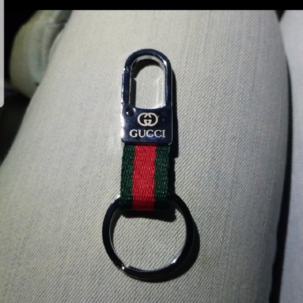 Striped designer keyring very durable brand new
